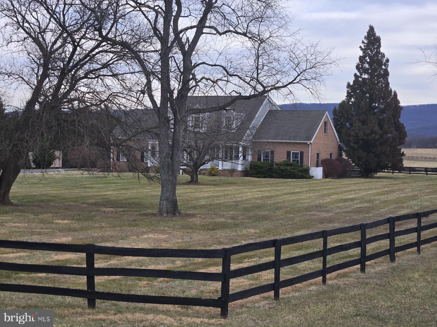 422 MILLDALE VALLEY DR, FRONT ROYAL, Virginia 22630, 4 Bedrooms Bedrooms, ,2 BathroomsBathrooms,Residential,For sale,422 MILLDALE VALLEY DR,VAWR2013136 MLS # VAWR2013136