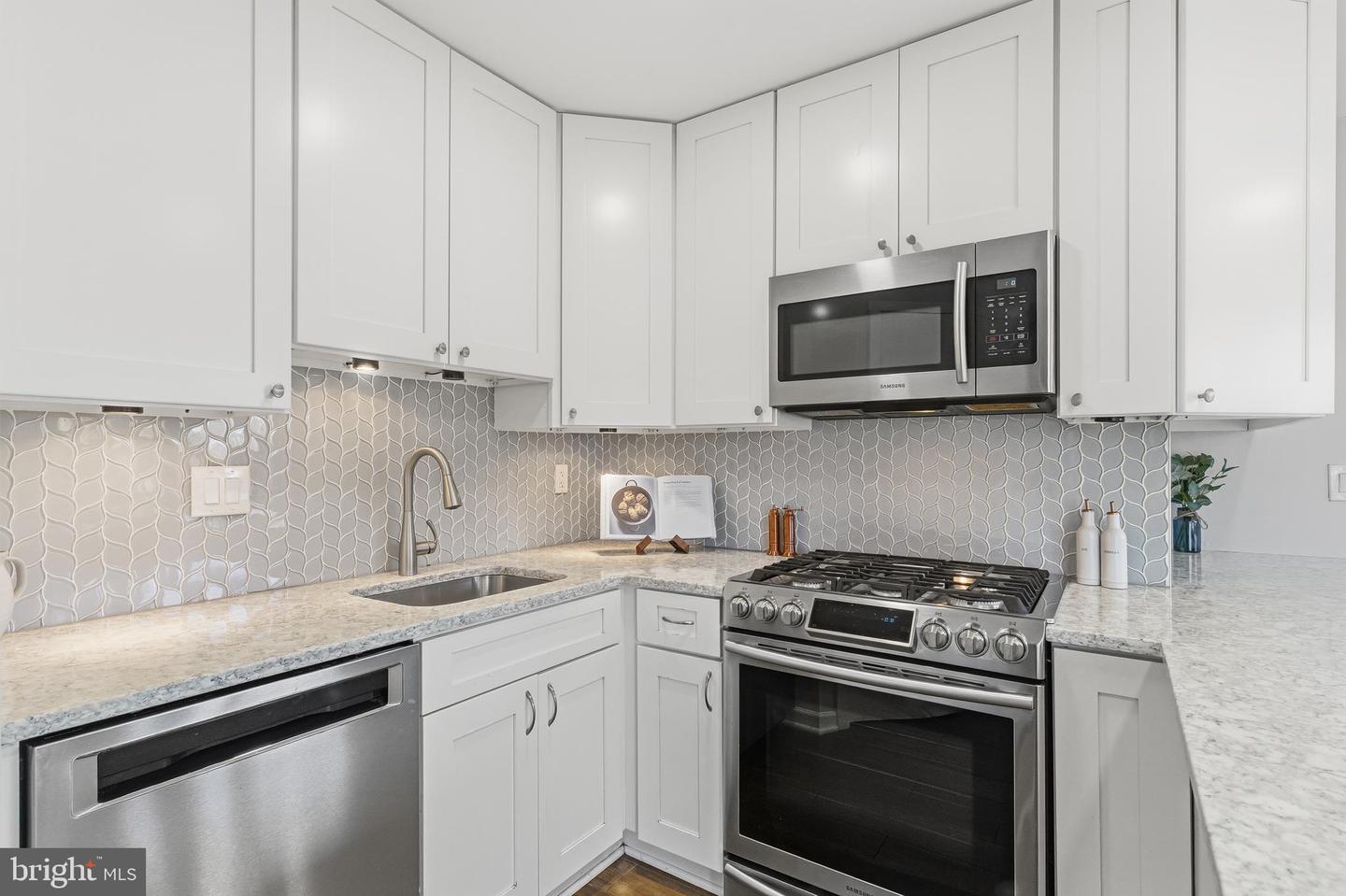 4913 ERIE ST, ANNANDALE, Virginia 22003, 3 Bedrooms Bedrooms, ,1 BathroomBathrooms,Residential,For sale,4913 ERIE ST,VAFX2285944 MLS # VAFX2285944