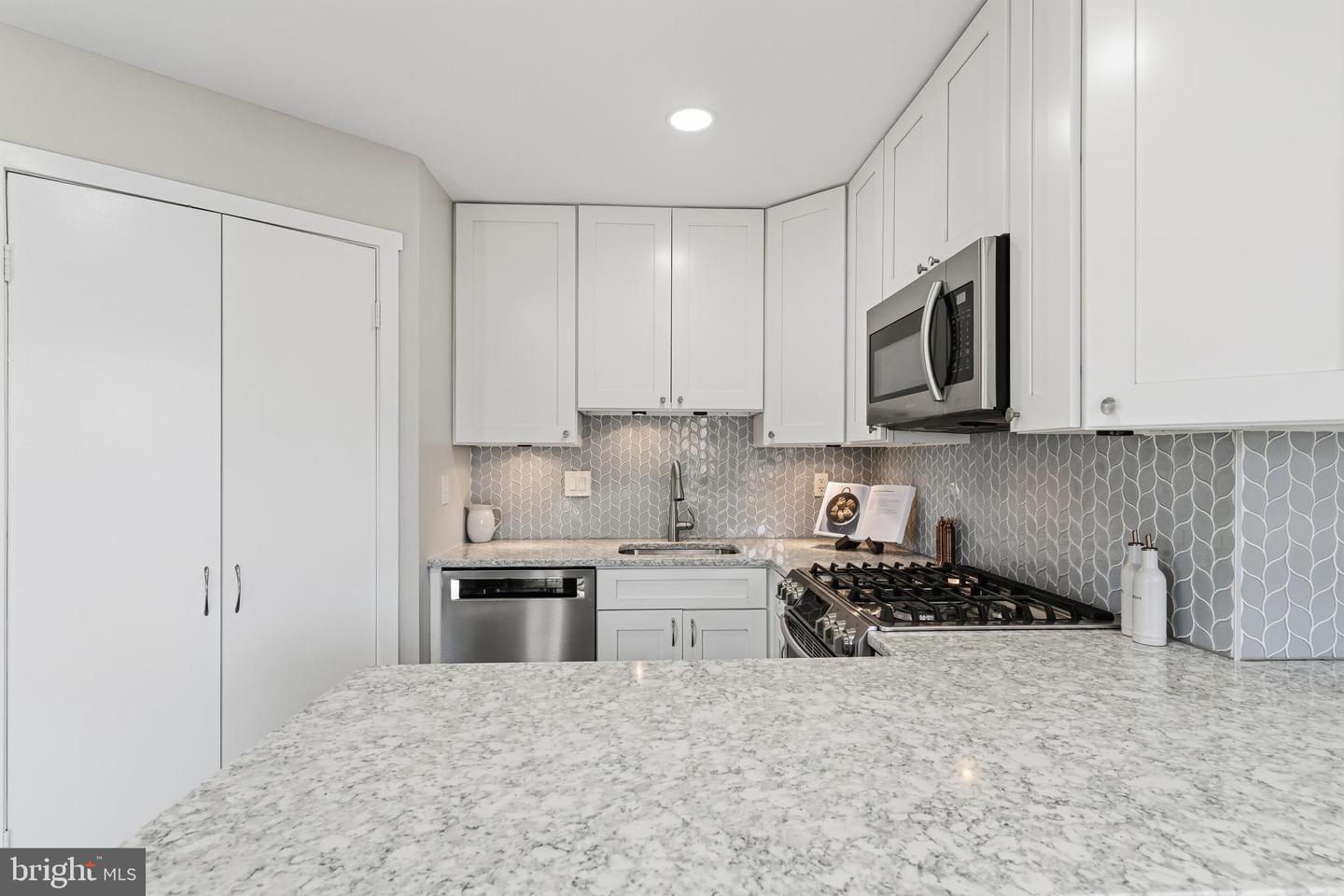 4913 ERIE ST, ANNANDALE, Virginia 22003, 3 Bedrooms Bedrooms, ,1 BathroomBathrooms,Residential,For sale,4913 ERIE ST,VAFX2285944 MLS # VAFX2285944