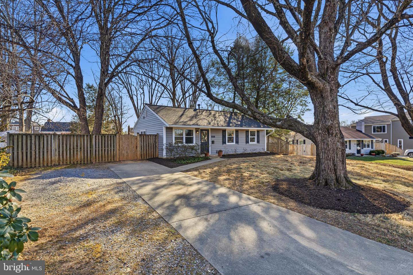 4913 ERIE ST, ANNANDALE, Virginia 22003, 3 Bedrooms Bedrooms, ,1 BathroomBathrooms,Residential,For sale,4913 ERIE ST,VAFX2285944 MLS # VAFX2285944