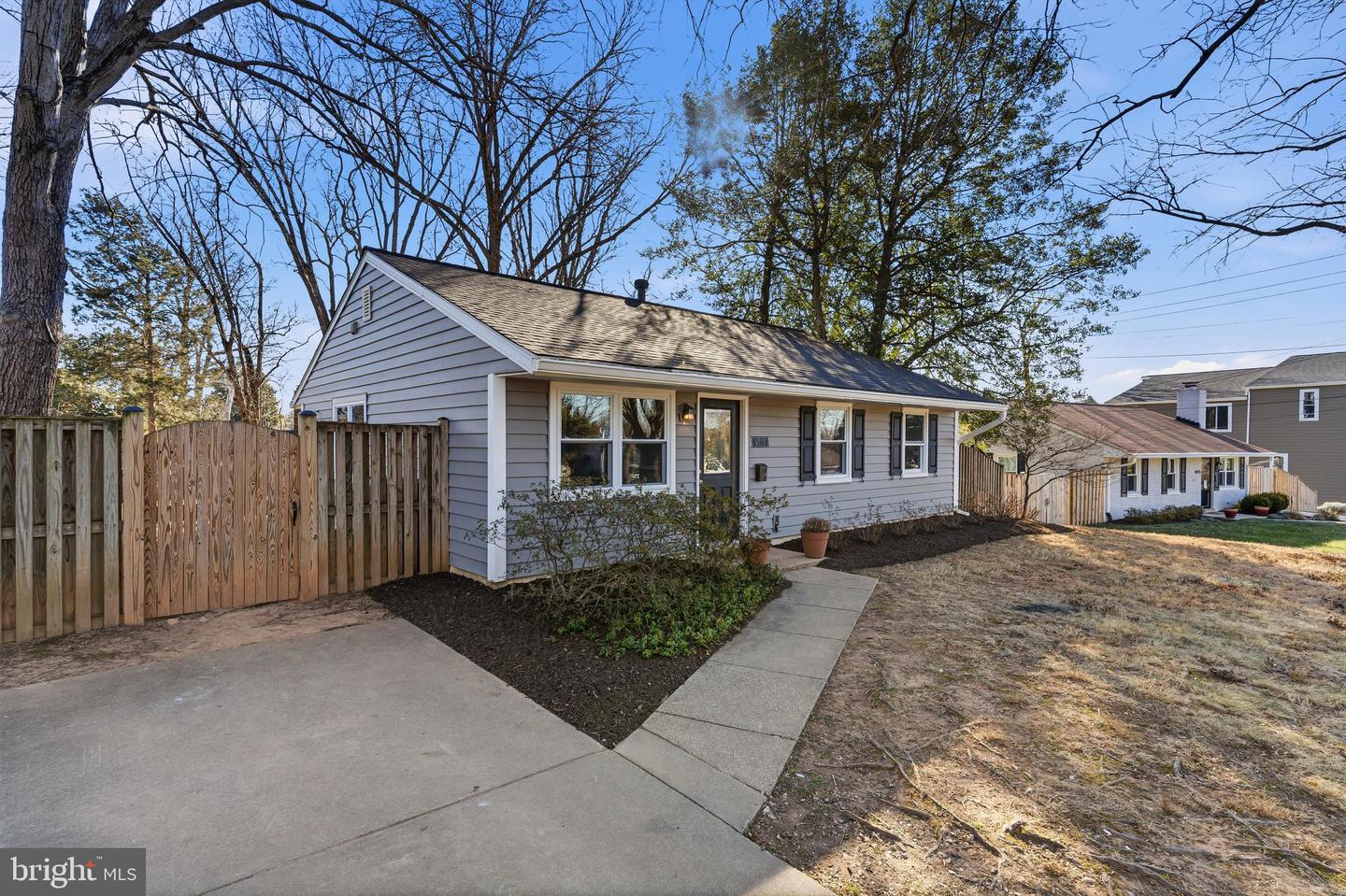 4913 ERIE ST, ANNANDALE, Virginia 22003, 3 Bedrooms Bedrooms, ,1 BathroomBathrooms,Residential,For sale,4913 ERIE ST,VAFX2285944 MLS # VAFX2285944