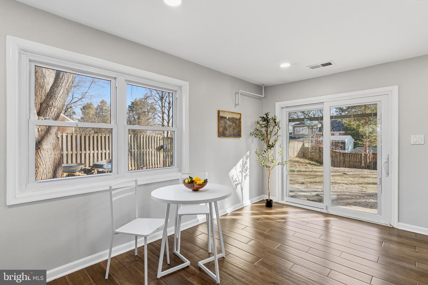 4913 ERIE ST, ANNANDALE, Virginia 22003, 3 Bedrooms Bedrooms, ,1 BathroomBathrooms,Residential,For sale,4913 ERIE ST,VAFX2285944 MLS # VAFX2285944