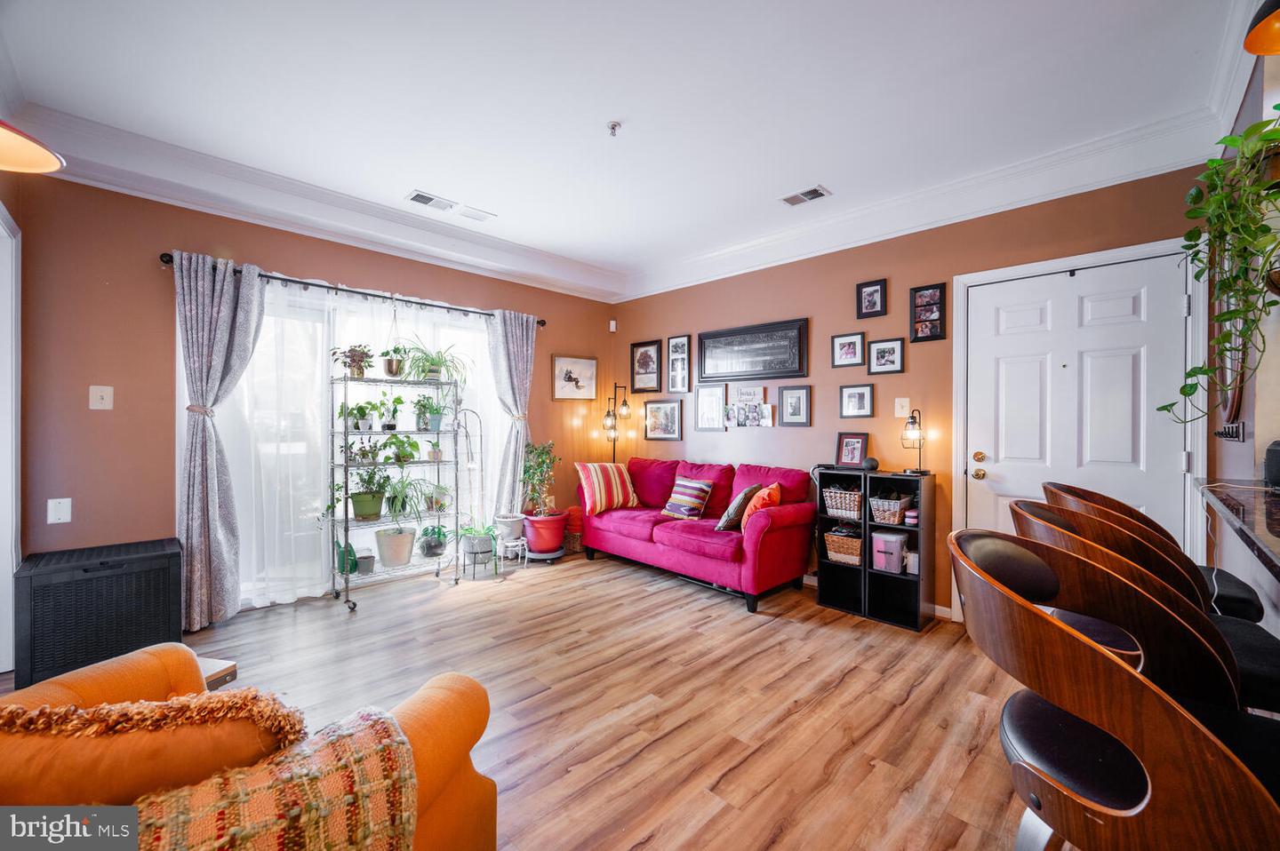 6543 GRANGE LN #202, ALEXANDRIA, Virginia 22315, 2 Bedrooms Bedrooms, ,2 BathroomsBathrooms,Residential,For sale,6543 GRANGE LN #202,VAFX2285958 MLS # VAFX2285958