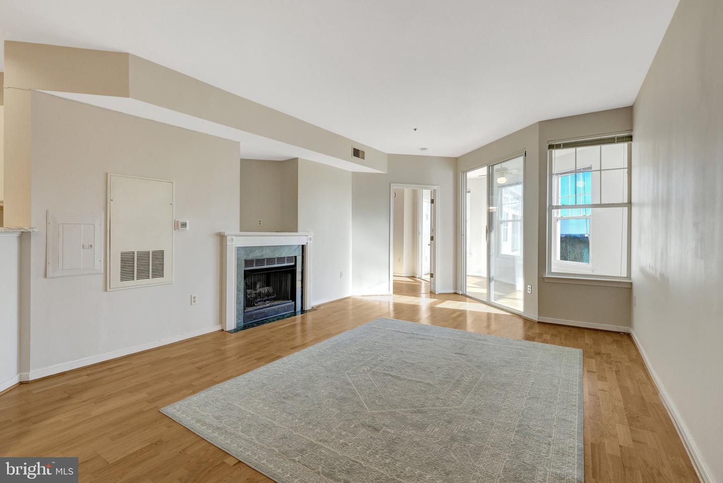 1625 INTERNATIONAL DR #421, MCLEAN, Virginia 22102, 1 Bedroom Bedrooms, ,1 BathroomBathrooms,Residential,For sale,1625 INTERNATIONAL DR #421,VAFX2285974 MLS # VAFX2285974