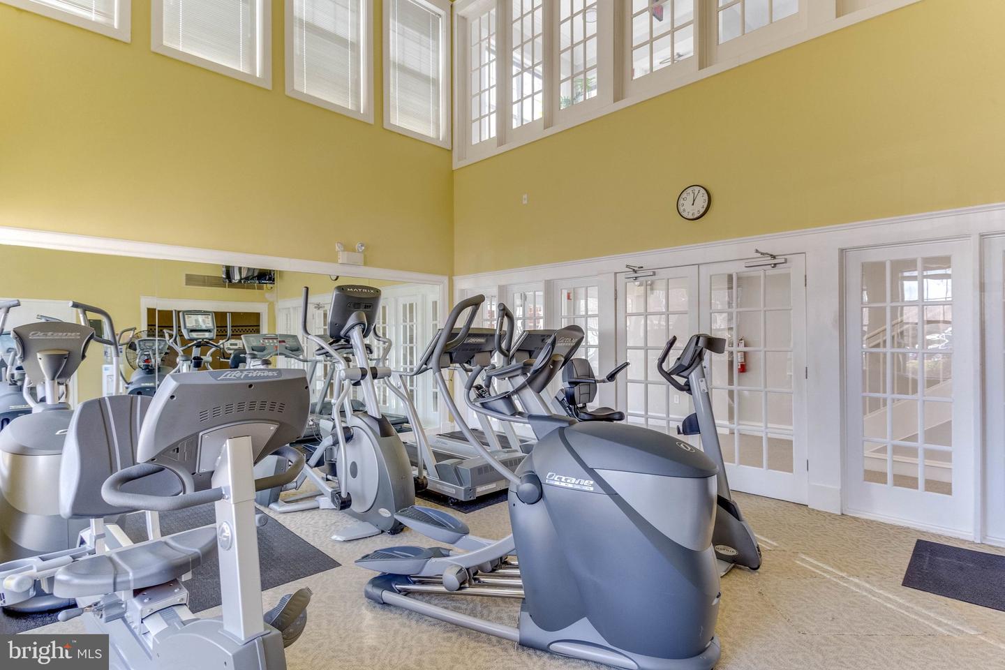 1625 INTERNATIONAL DR #421, MCLEAN, Virginia 22102, 1 Bedroom Bedrooms, ,1 BathroomBathrooms,Residential,For sale,1625 INTERNATIONAL DR #421,VAFX2285974 MLS # VAFX2285974