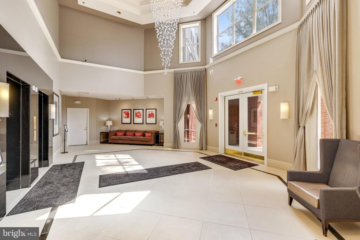 1625 INTERNATIONAL DR #421, MCLEAN, Virginia 22102, 1 Bedroom Bedrooms, ,1 BathroomBathrooms,Residential,For sale,1625 INTERNATIONAL DR #421,VAFX2285974 MLS # VAFX2285974