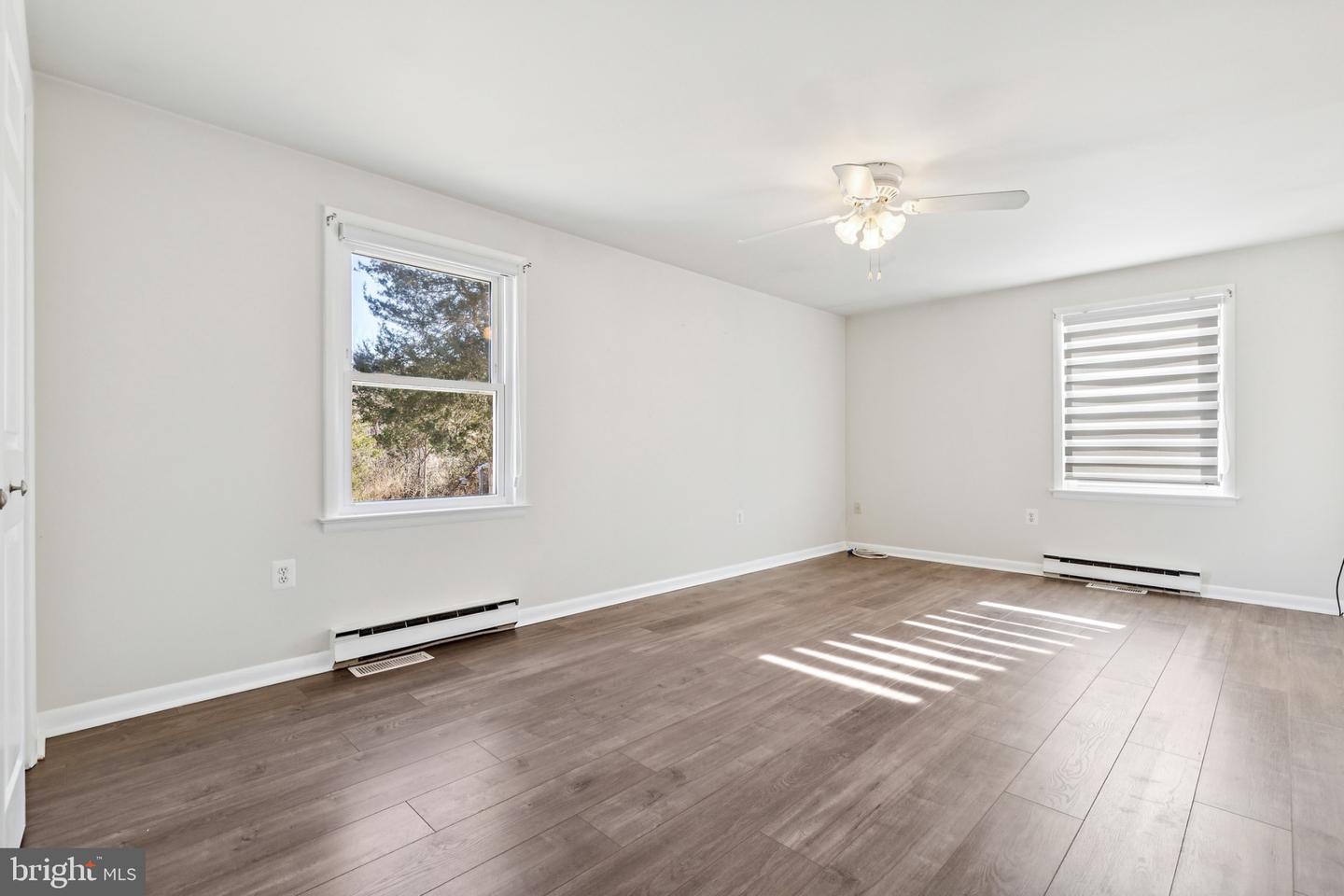 6127 BEVERLEYS MILL RD, BROAD RUN, Virginia 20137, 3 Bedrooms Bedrooms, 10 Rooms Rooms,2 BathroomsBathrooms,Residential,For sale,6127 BEVERLEYS MILL RD,VAFQ2020148 MLS # VAFQ2020148