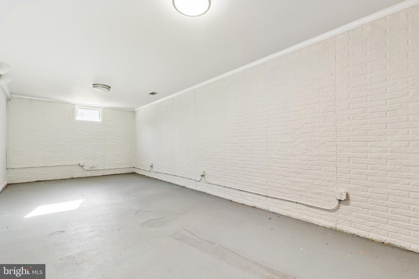 6127 BEVERLEYS MILL RD, BROAD RUN, Virginia 20137, 3 Bedrooms Bedrooms, 10 Rooms Rooms,2 BathroomsBathrooms,Residential,For sale,6127 BEVERLEYS MILL RD,VAFQ2020148 MLS # VAFQ2020148