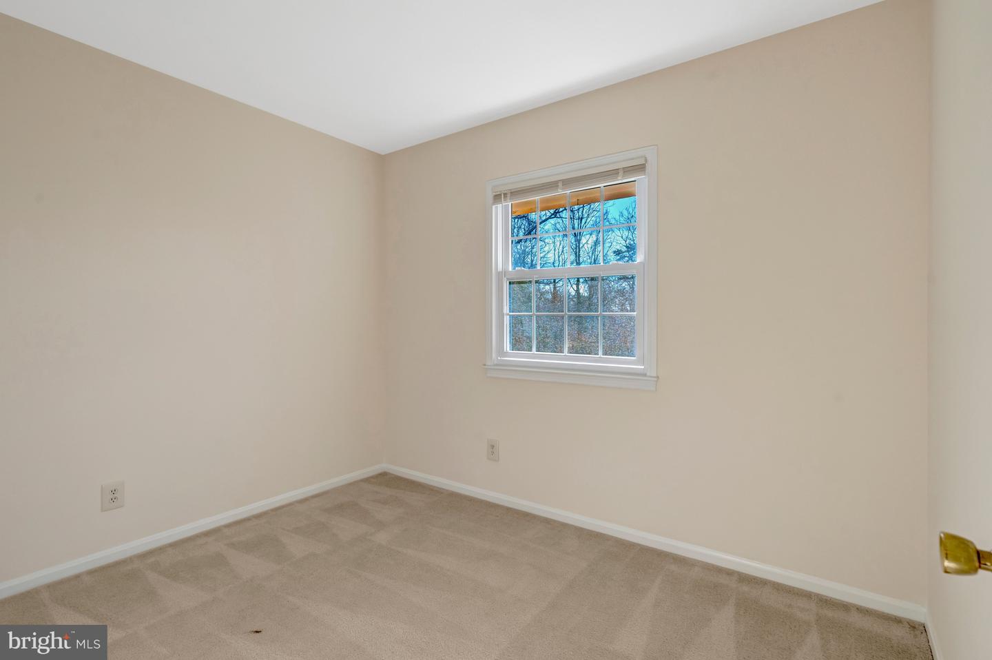 6306 PADDINGTON LN, CENTREVILLE, Virginia 20120, 4 Bedrooms Bedrooms, ,2 BathroomsBathrooms,Residential,For sale,6306 PADDINGTON LN,VAFX2286028 MLS # VAFX2286028