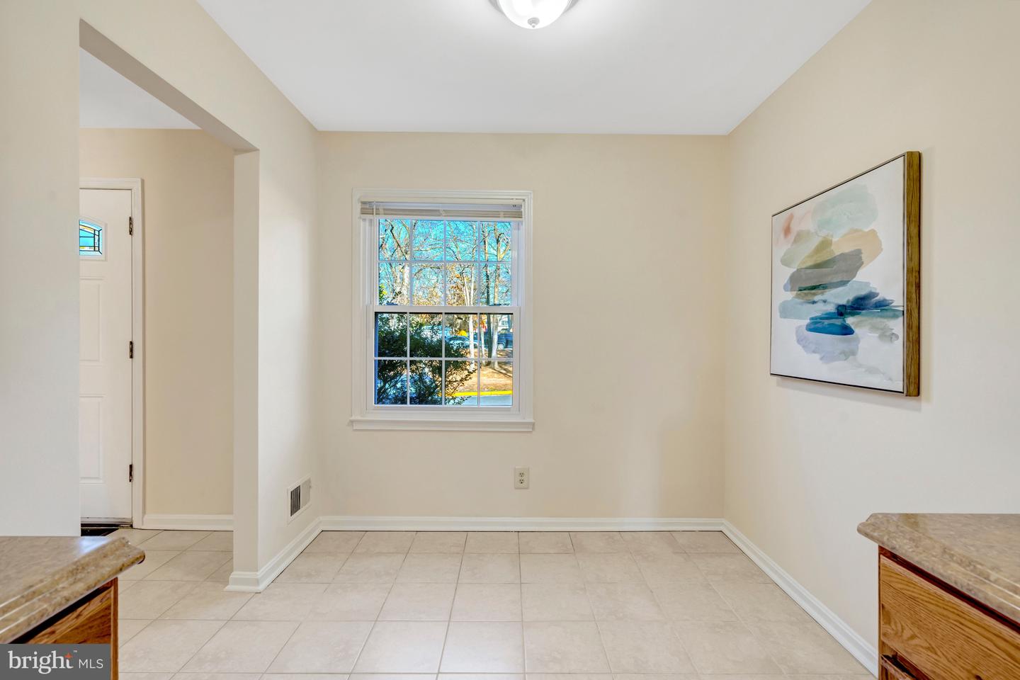 6306 PADDINGTON LN, CENTREVILLE, Virginia 20120, 4 Bedrooms Bedrooms, ,2 BathroomsBathrooms,Residential,For sale,6306 PADDINGTON LN,VAFX2286028 MLS # VAFX2286028