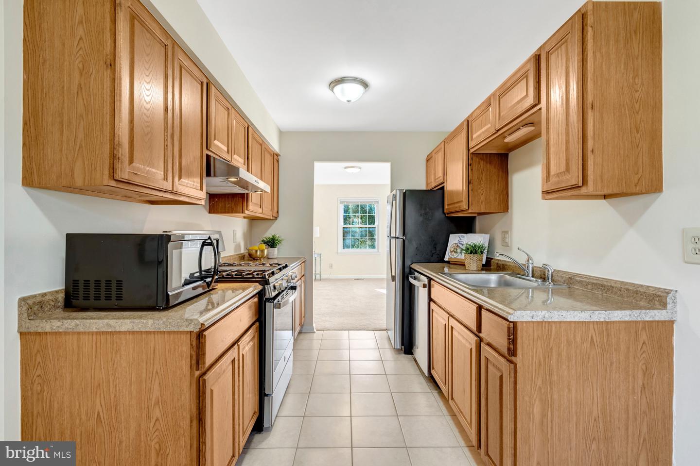 6306 PADDINGTON LN, CENTREVILLE, Virginia 20120, 4 Bedrooms Bedrooms, ,2 BathroomsBathrooms,Residential,For sale,6306 PADDINGTON LN,VAFX2286028 MLS # VAFX2286028