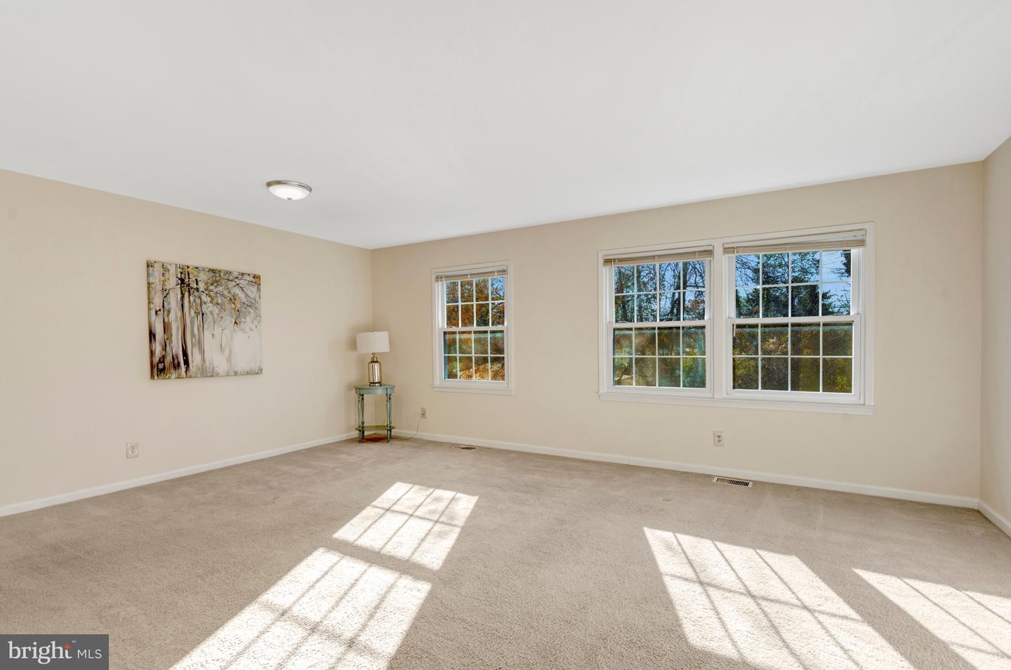 6306 PADDINGTON LN, CENTREVILLE, Virginia 20120, 4 Bedrooms Bedrooms, ,2 BathroomsBathrooms,Residential,For sale,6306 PADDINGTON LN,VAFX2286028 MLS # VAFX2286028