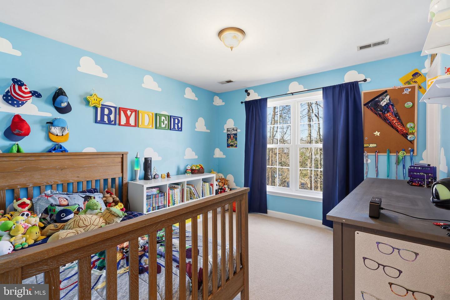 11814 GERANIUM ST, FREDERICKSBURG, Virginia 22407, 4 Bedrooms Bedrooms, 16 Rooms Rooms,3 BathroomsBathrooms,Residential,For sale,11814 GERANIUM ST,VASP2038686 MLS # VASP2038686