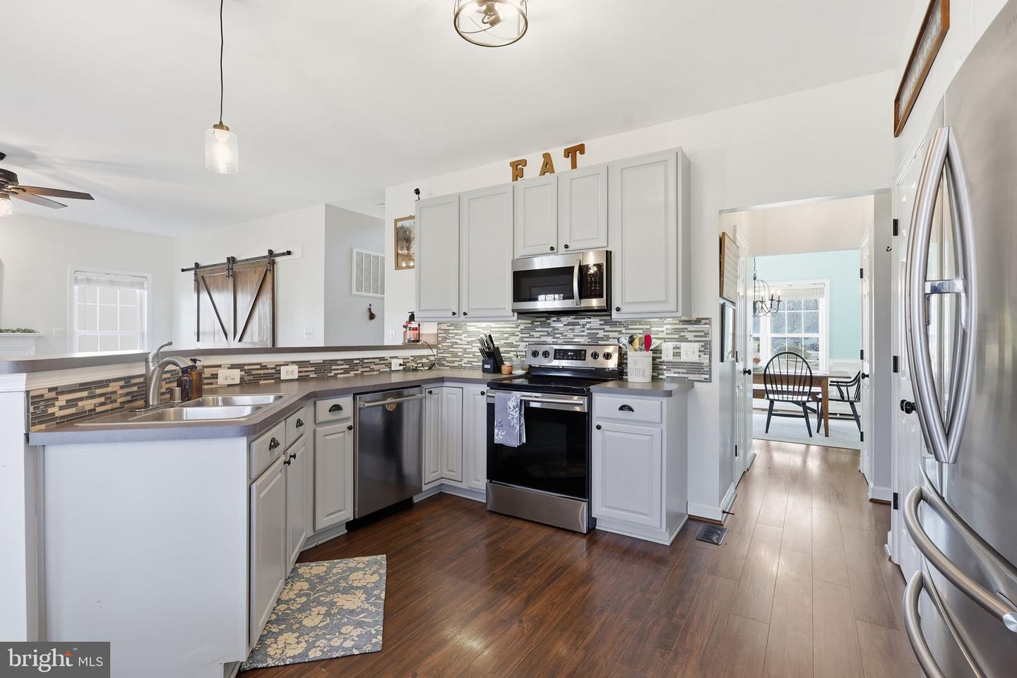 11814 GERANIUM ST, FREDERICKSBURG, Virginia 22407, 4 Bedrooms Bedrooms, 16 Rooms Rooms,3 BathroomsBathrooms,Residential,For sale,11814 GERANIUM ST,VASP2038686 MLS # VASP2038686