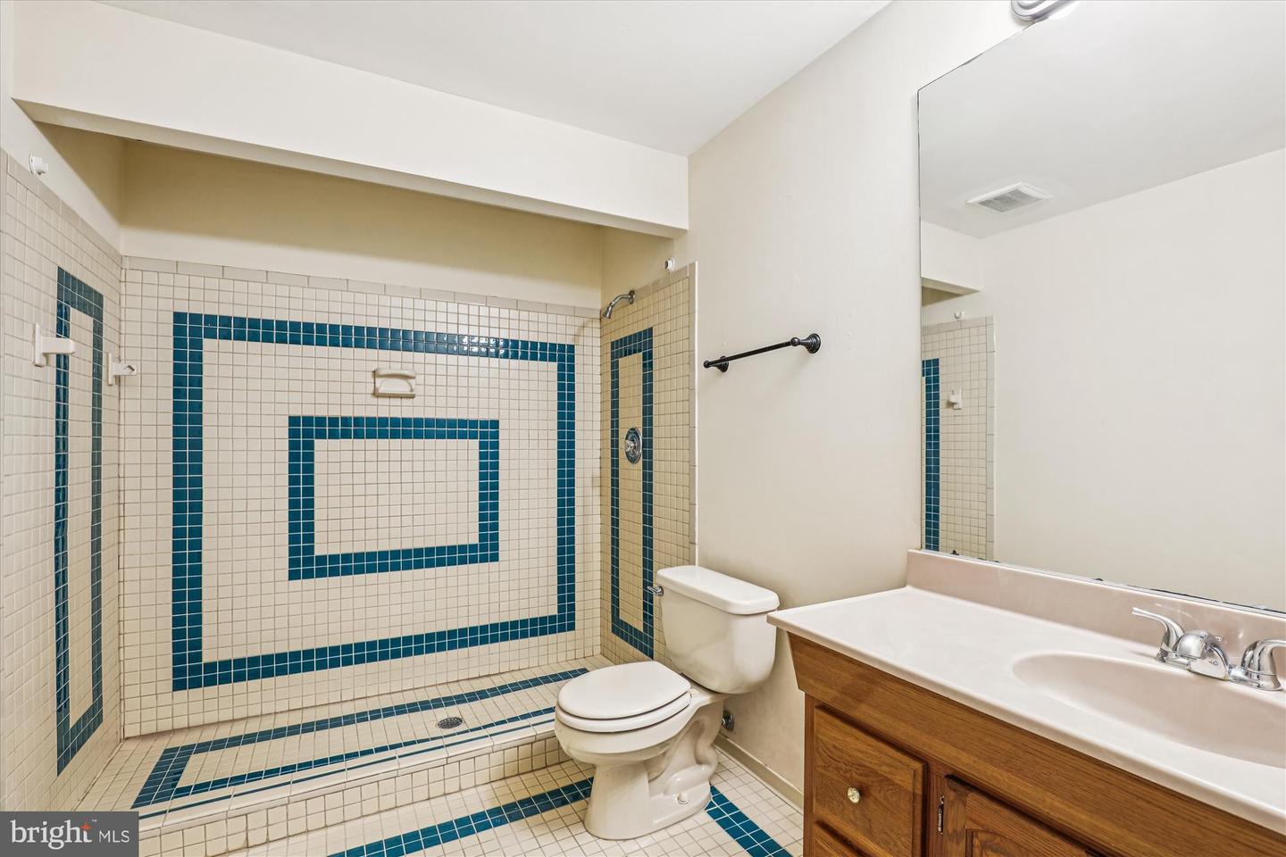 13918 ROCK BROOK CT, CLIFTON, Virginia 20124, 4 Bedrooms Bedrooms, ,3 BathroomsBathrooms,Residential,For sale,13918 ROCK BROOK CT,VAFX2286046 MLS # VAFX2286046 13918 ROCK BROOK CT, CLIFTON, Virginia 20124, 4 Bedrooms Bedrooms, ,3 BathroomsBathrooms,Residential,For sale,13918 ROCK BROOK CT,VAFX2286046 MLS # VAFX2286046