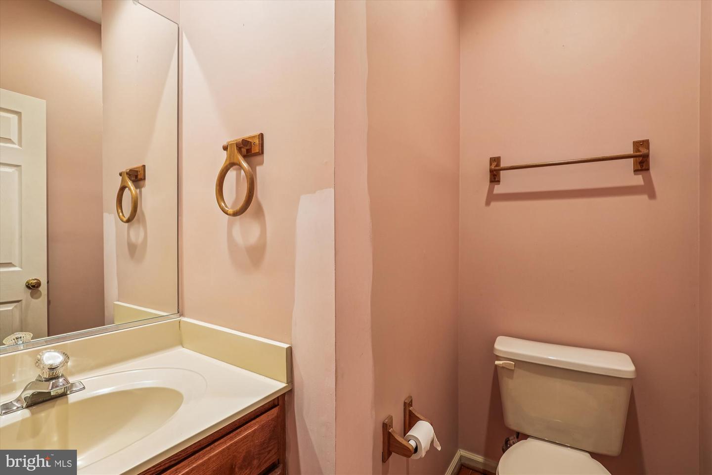 13918 ROCK BROOK CT, CLIFTON, Virginia 20124, 4 Bedrooms Bedrooms, ,3 BathroomsBathrooms,Residential,For sale,13918 ROCK BROOK CT,VAFX2286046 MLS # VAFX2286046 13918 ROCK BROOK CT, CLIFTON, Virginia 20124, 4 Bedrooms Bedrooms, ,3 BathroomsBathrooms,Residential,For sale,13918 ROCK BROOK CT,VAFX2286046 MLS # VAFX2286046