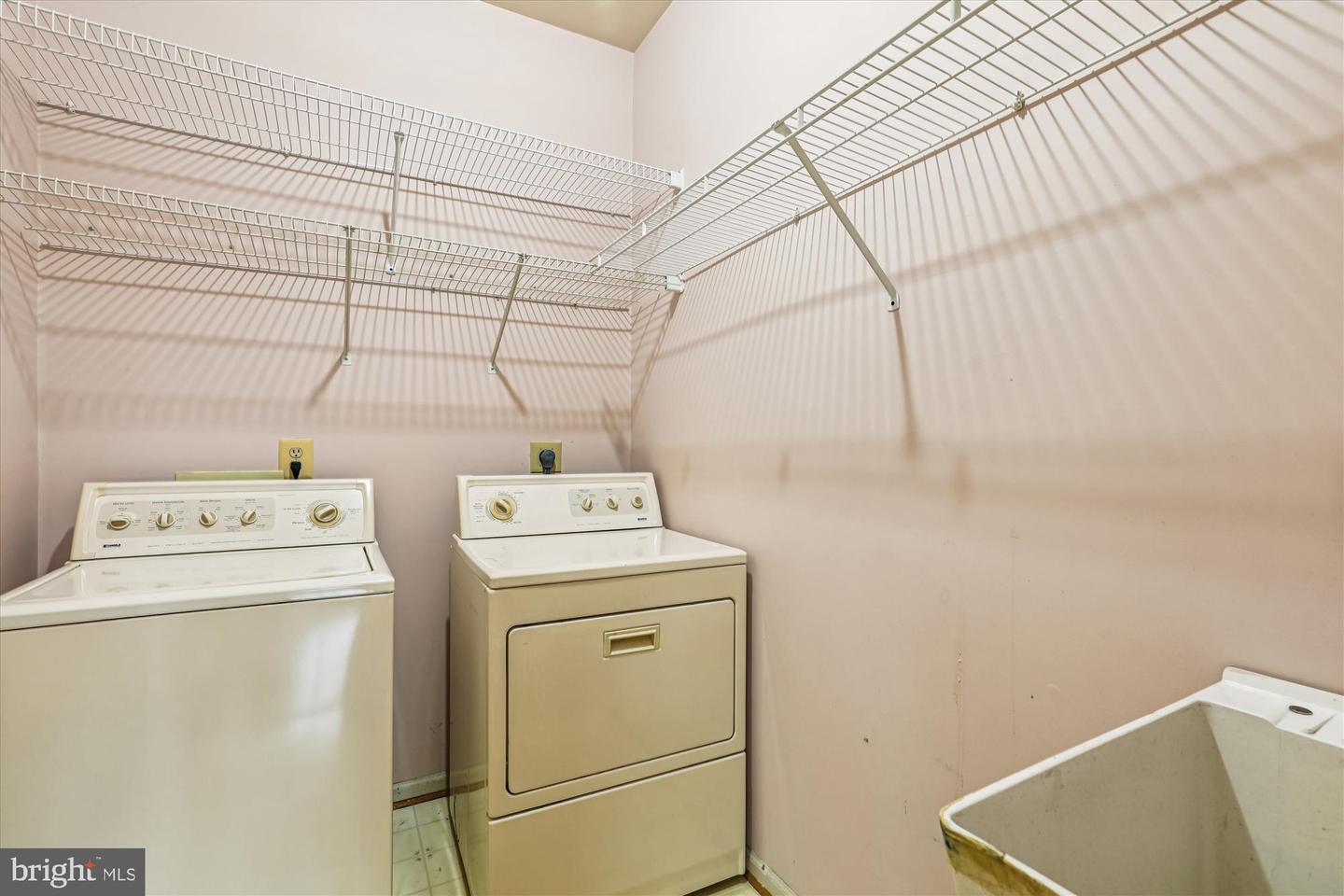 13918 ROCK BROOK CT, CLIFTON, Virginia 20124, 4 Bedrooms Bedrooms, ,3 BathroomsBathrooms,Residential,For sale,13918 ROCK BROOK CT,VAFX2286046 MLS # VAFX2286046 13918 ROCK BROOK CT, CLIFTON, Virginia 20124, 4 Bedrooms Bedrooms, ,3 BathroomsBathrooms,Residential,For sale,13918 ROCK BROOK CT,VAFX2286046 MLS # VAFX2286046