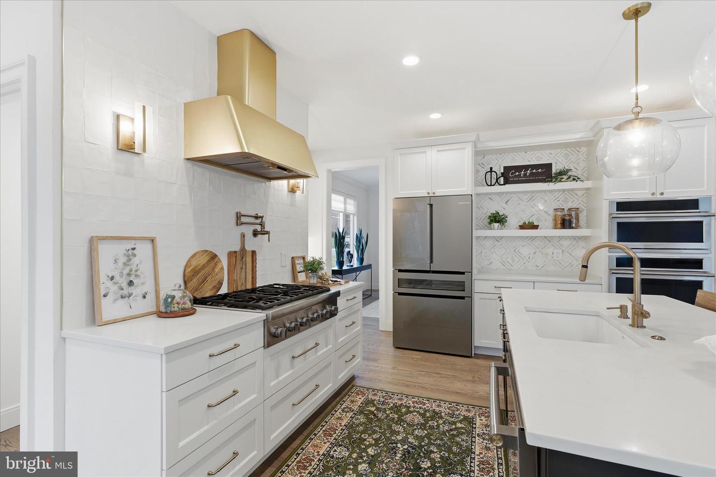 5696 TUNWELL CT, BURKE, Virginia 22015, 5 Bedrooms Bedrooms, ,4 BathroomsBathrooms,Residential,For sale,5696 TUNWELL CT,VAFX2286056 MLS # VAFX2286056