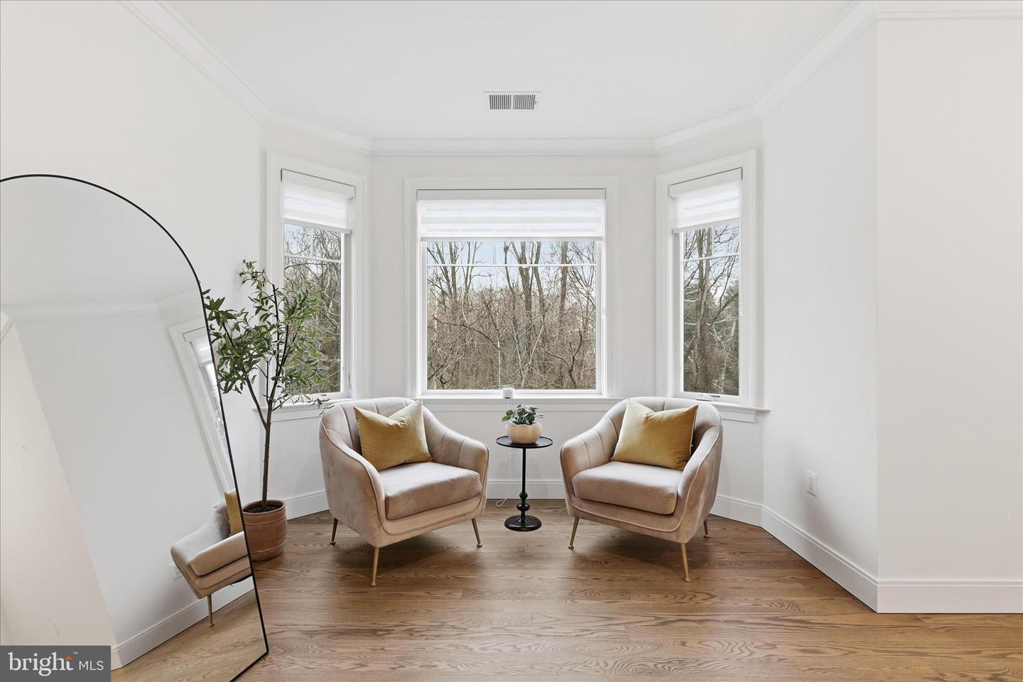 5696 TUNWELL CT, BURKE, Virginia 22015, 5 Bedrooms Bedrooms, ,4 BathroomsBathrooms,Residential,For sale,5696 TUNWELL CT,VAFX2286056 MLS # VAFX2286056