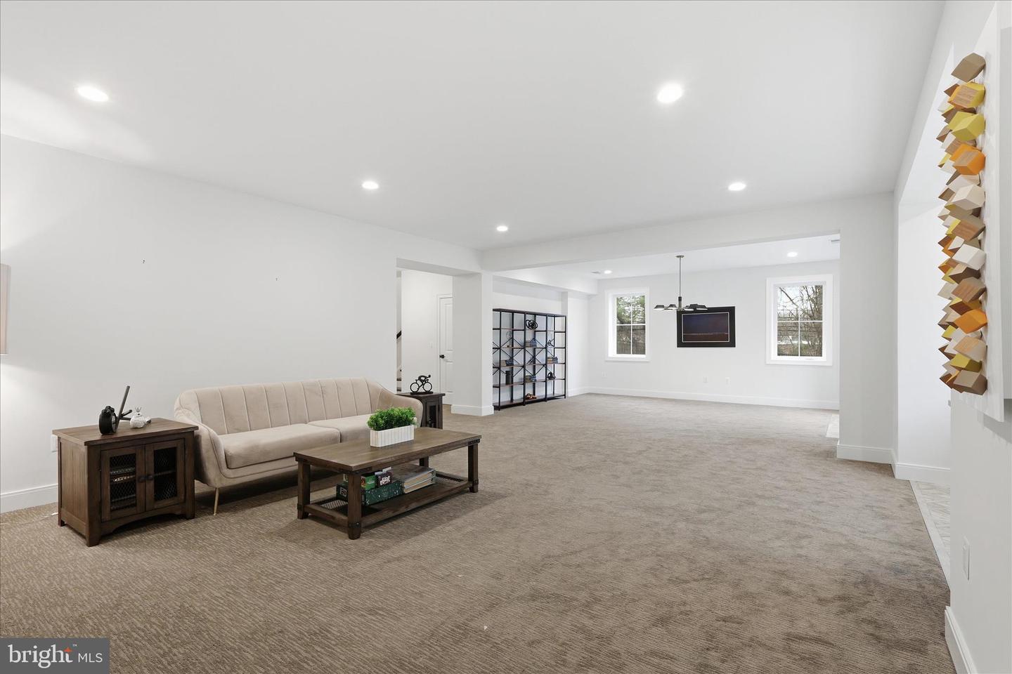 5696 TUNWELL CT, BURKE, Virginia 22015, 5 Bedrooms Bedrooms, ,4 BathroomsBathrooms,Residential,For sale,5696 TUNWELL CT,VAFX2286056 MLS # VAFX2286056