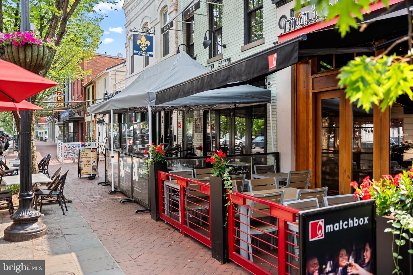 131 11TH ST NE #2, WASHINGTON, District Of Columbia 20002, 2 Bedrooms Bedrooms, 5 Rooms Rooms,1 BathroomBathrooms,Residential,For sale,131 11TH ST NE #2,DCDC2241688 MLS # DCDC2241688 131 11TH ST NE #2, WASHINGTON, District Of Columbia 20002, 2 Bedrooms Bedrooms, 5 Rooms Rooms,1 BathroomBathrooms,Residential,For sale,131 11TH ST NE #2,DCDC2241688 MLS # DCDC2241688