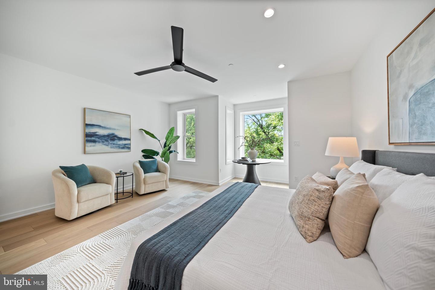 131 11 ST NE #3, WASHINGTON, District Of Columbia 20002, 4 Bedrooms Bedrooms, ,2 BathroomsBathrooms,Residential,For sale,131 11 ST NE #3,DCDC2241690 MLS # DCDC2241690