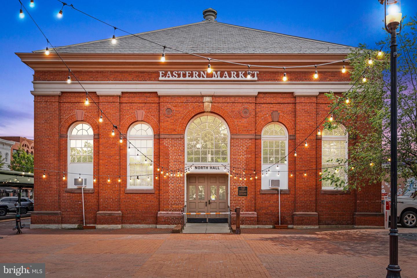 131 11 ST NE #3, WASHINGTON, District Of Columbia 20002, 4 Bedrooms Bedrooms, ,2 BathroomsBathrooms,Residential,For sale,131 11 ST NE #3,DCDC2241690 MLS # DCDC2241690