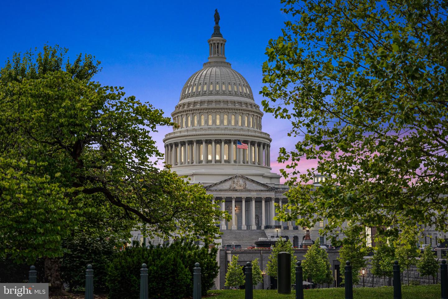 131 11 ST NE #3, WASHINGTON, District Of Columbia 20002, 4 Bedrooms Bedrooms, ,2 BathroomsBathrooms,Residential,For sale,131 11 ST NE #3,DCDC2241690 MLS # DCDC2241690