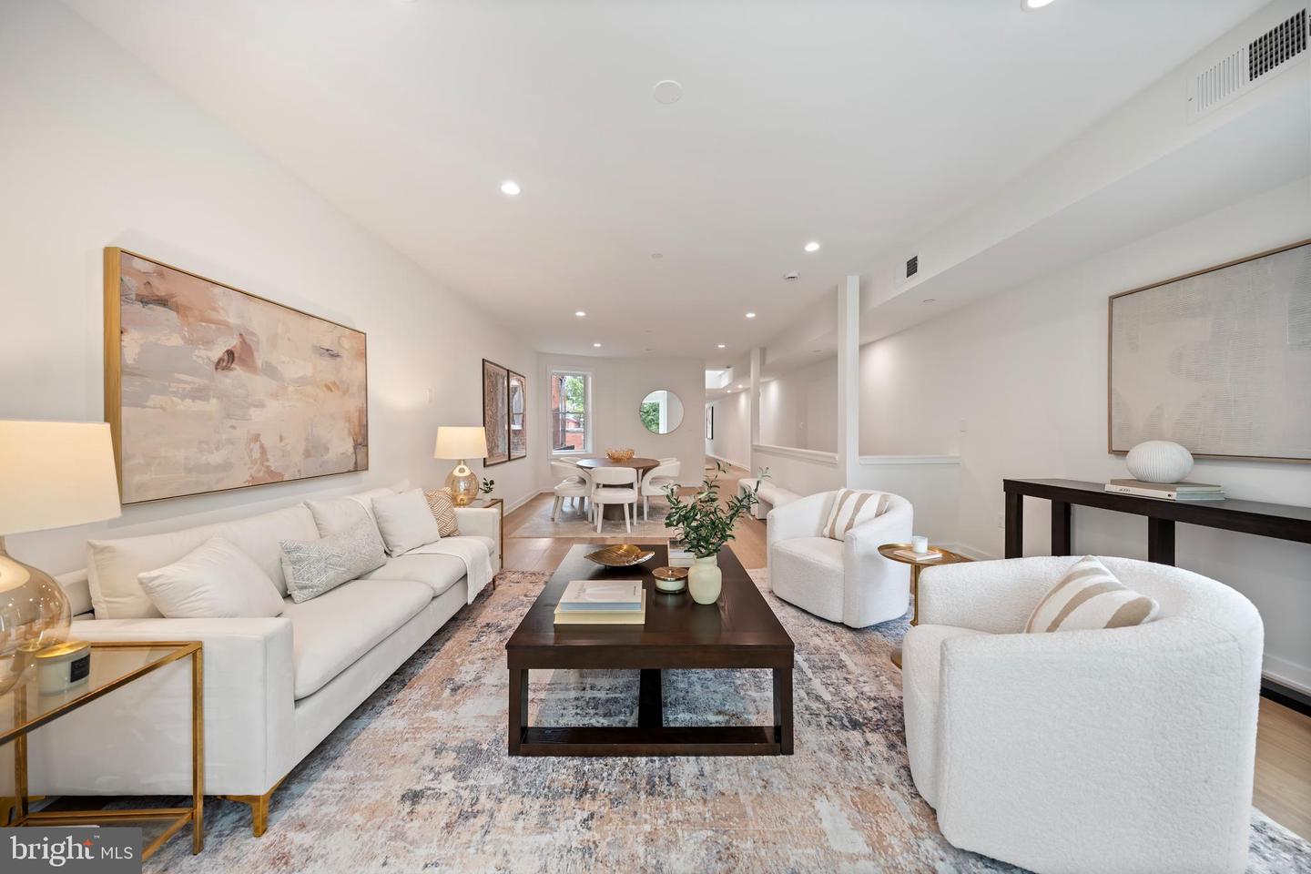 131 11 ST NE #3, WASHINGTON, District Of Columbia 20002, 4 Bedrooms Bedrooms, ,2 BathroomsBathrooms,Residential,For sale,131 11 ST NE #3,DCDC2241690 MLS # DCDC2241690