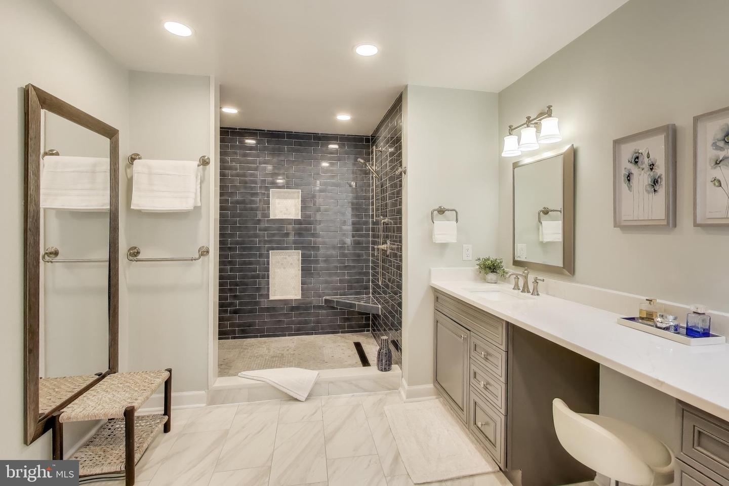 3717 JENNY LYNNE LN, FAIRFAX, Virginia 22030, 4 Bedrooms Bedrooms, ,3 BathroomsBathrooms,Residential,For sale,3717 JENNY LYNNE LN,VAFC2007670 MLS # VAFC2007670 3717 JENNY LYNNE LN, FAIRFAX, Virginia 22030, 4 Bedrooms Bedrooms, ,3 BathroomsBathrooms,Residential,For sale,3717 JENNY LYNNE LN,VAFC2007670 MLS # VAFC2007670