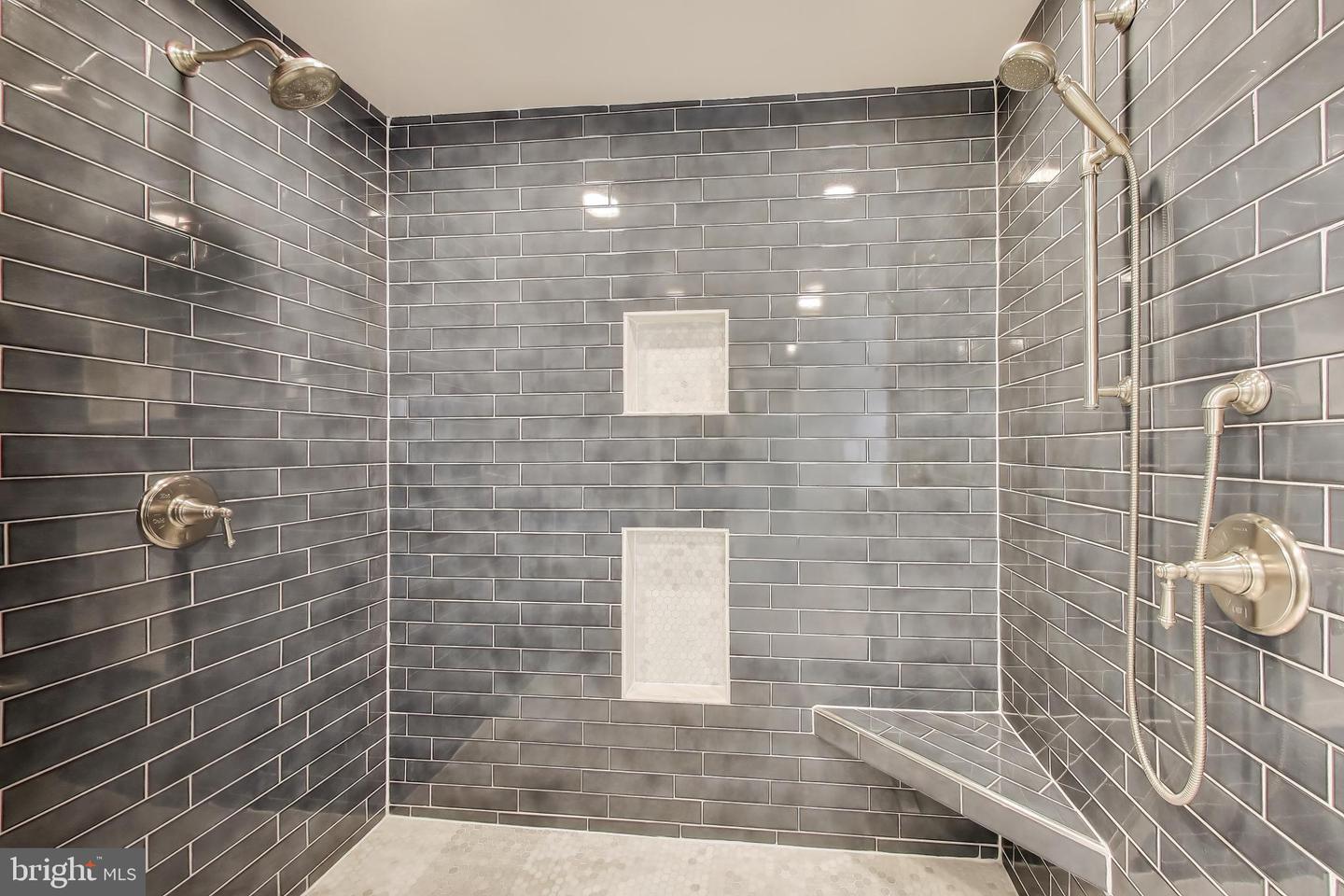 3717 JENNY LYNNE LN, FAIRFAX, Virginia 22030, 4 Bedrooms Bedrooms, ,3 BathroomsBathrooms,Residential,For sale,3717 JENNY LYNNE LN,VAFC2007670 MLS # VAFC2007670 3717 JENNY LYNNE LN, FAIRFAX, Virginia 22030, 4 Bedrooms Bedrooms, ,3 BathroomsBathrooms,Residential,For sale,3717 JENNY LYNNE LN,VAFC2007670 MLS # VAFC2007670