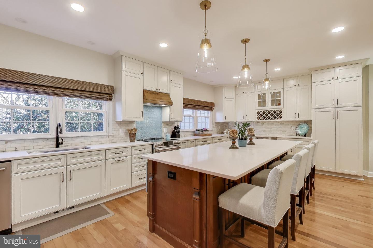 3717 JENNY LYNNE LN, FAIRFAX, Virginia 22030, 4 Bedrooms Bedrooms, ,3 BathroomsBathrooms,Residential,For sale,3717 JENNY LYNNE LN,VAFC2007670 MLS # VAFC2007670 3717 JENNY LYNNE LN, FAIRFAX, Virginia 22030, 4 Bedrooms Bedrooms, ,3 BathroomsBathrooms,Residential,For sale,3717 JENNY LYNNE LN,VAFC2007670 MLS # VAFC2007670