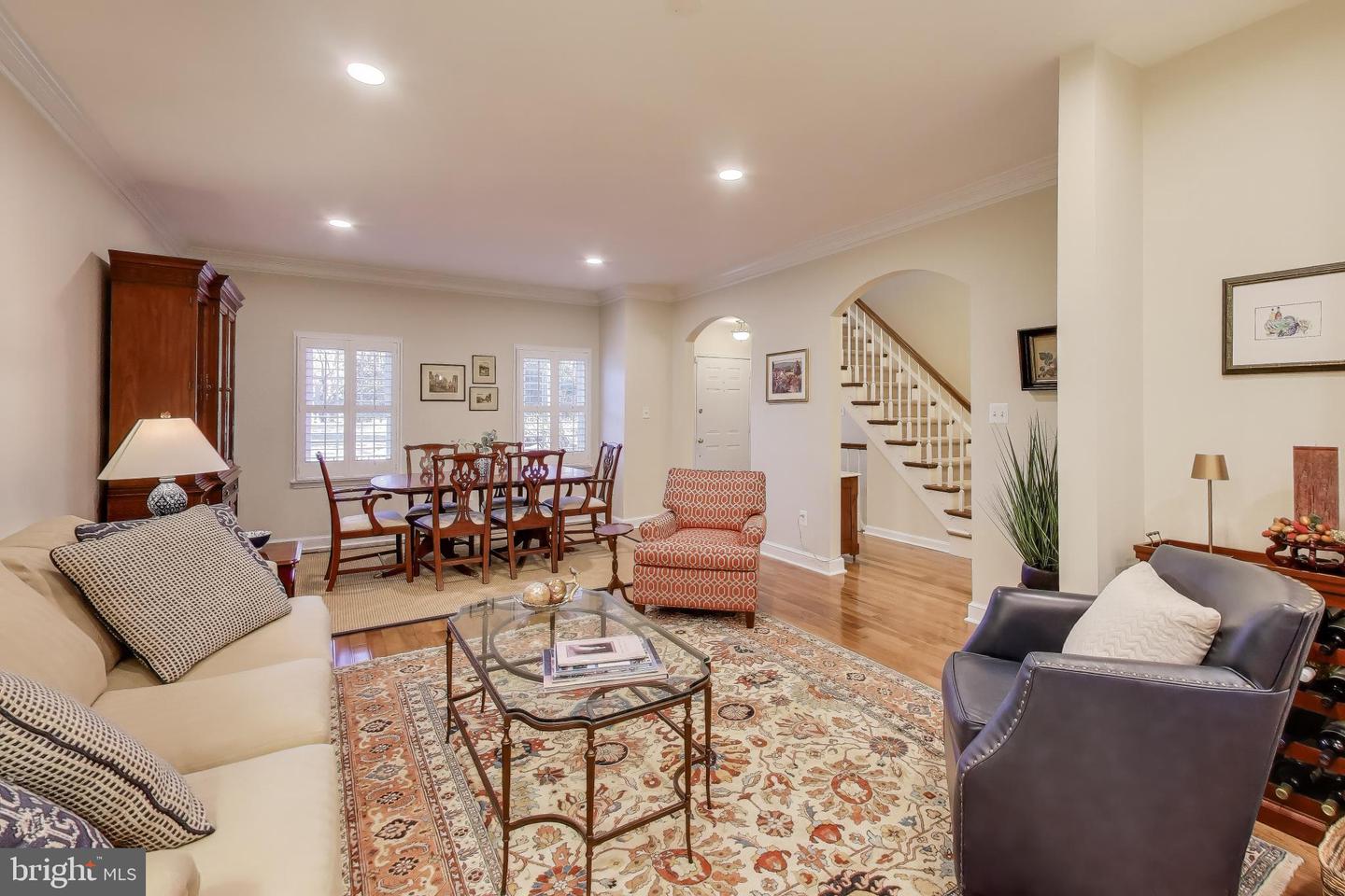 3717 JENNY LYNNE LN, FAIRFAX, Virginia 22030, 4 Bedrooms Bedrooms, ,3 BathroomsBathrooms,Residential,For sale,3717 JENNY LYNNE LN,VAFC2007670 MLS # VAFC2007670 3717 JENNY LYNNE LN, FAIRFAX, Virginia 22030, 4 Bedrooms Bedrooms, ,3 BathroomsBathrooms,Residential,For sale,3717 JENNY LYNNE LN,VAFC2007670 MLS # VAFC2007670