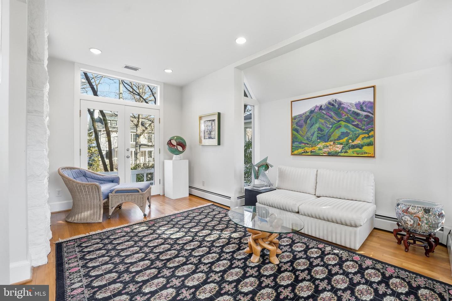 3814 JOCELYN ST NW, WASHINGTON, District Of Columbia 20015, 5 Bedrooms Bedrooms, ,2 BathroomsBathrooms,Residential,For sale,3814 JOCELYN ST NW,DCDC2241726 MLS # DCDC2241726