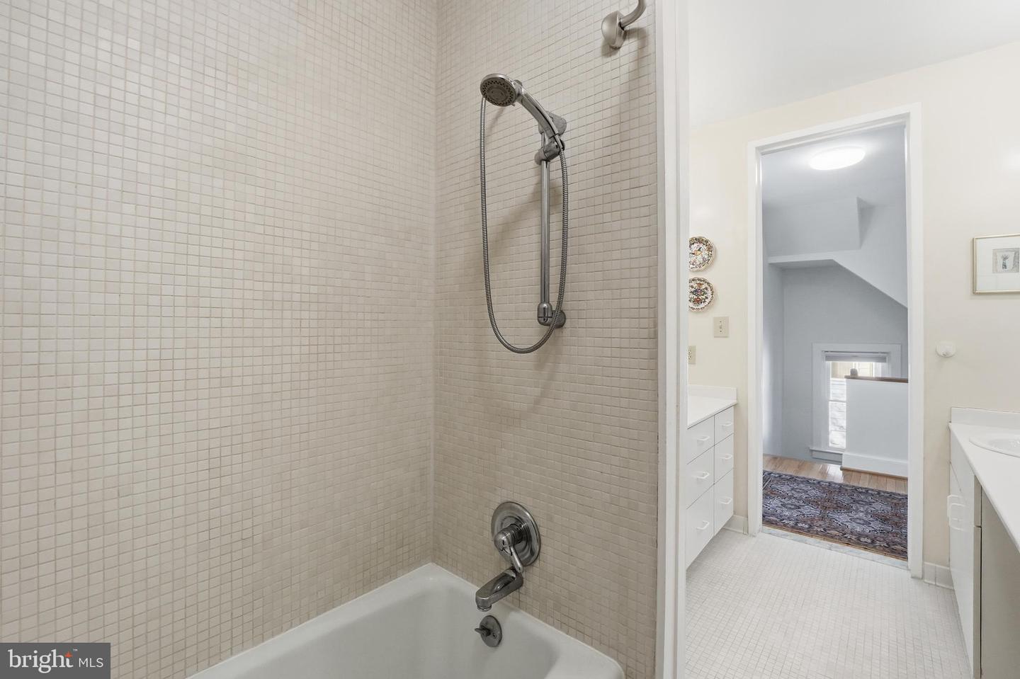 3814 JOCELYN ST NW, WASHINGTON, District Of Columbia 20015, 5 Bedrooms Bedrooms, ,2 BathroomsBathrooms,Residential,For sale,3814 JOCELYN ST NW,DCDC2241726 MLS # DCDC2241726