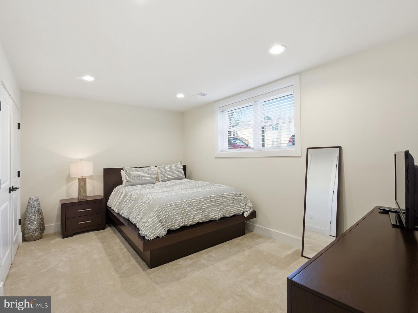 8503 JEFFERSONIAN CT, VIENNA, Virginia 22182, 4 Bedrooms Bedrooms, ,3 BathroomsBathrooms,Residential,For sale,8503 JEFFERSONIAN CT,VAFX2286154 MLS # VAFX2286154 8503 JEFFERSONIAN CT, VIENNA, Virginia 22182, 4 Bedrooms Bedrooms, ,3 BathroomsBathrooms,Residential,For sale,8503 JEFFERSONIAN CT,VAFX2286154 MLS # VAFX2286154