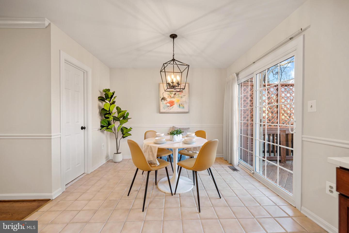 6489 SHARON KAY CT, ALEXANDRIA, Virginia 22310, 4 Bedrooms Bedrooms, ,3 BathroomsBathrooms,Residential,For sale,6489 SHARON KAY CT,VAFX2286156 MLS # VAFX2286156 6489 SHARON KAY CT, ALEXANDRIA, Virginia 22310, 4 Bedrooms Bedrooms, ,3 BathroomsBathrooms,Residential,For sale,6489 SHARON KAY CT,VAFX2286156 MLS # VAFX2286156