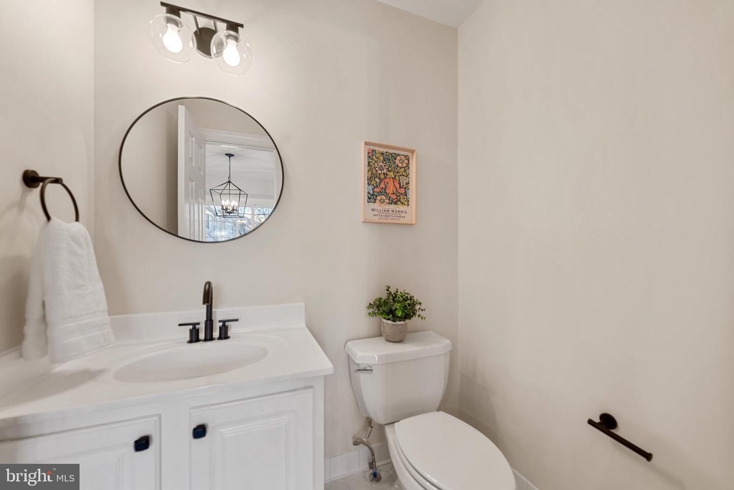 6489 SHARON KAY CT, ALEXANDRIA, Virginia 22310, 4 Bedrooms Bedrooms, ,3 BathroomsBathrooms,Residential,For sale,6489 SHARON KAY CT,VAFX2286156 MLS # VAFX2286156 6489 SHARON KAY CT, ALEXANDRIA, Virginia 22310, 4 Bedrooms Bedrooms, ,3 BathroomsBathrooms,Residential,For sale,6489 SHARON KAY CT,VAFX2286156 MLS # VAFX2286156