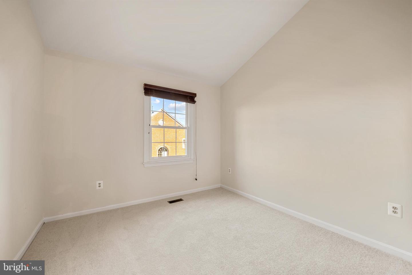 6489 SHARON KAY CT, ALEXANDRIA, Virginia 22310, 4 Bedrooms Bedrooms, ,3 BathroomsBathrooms,Residential,For sale,6489 SHARON KAY CT,VAFX2286156 MLS # VAFX2286156 6489 SHARON KAY CT, ALEXANDRIA, Virginia 22310, 4 Bedrooms Bedrooms, ,3 BathroomsBathrooms,Residential,For sale,6489 SHARON KAY CT,VAFX2286156 MLS # VAFX2286156