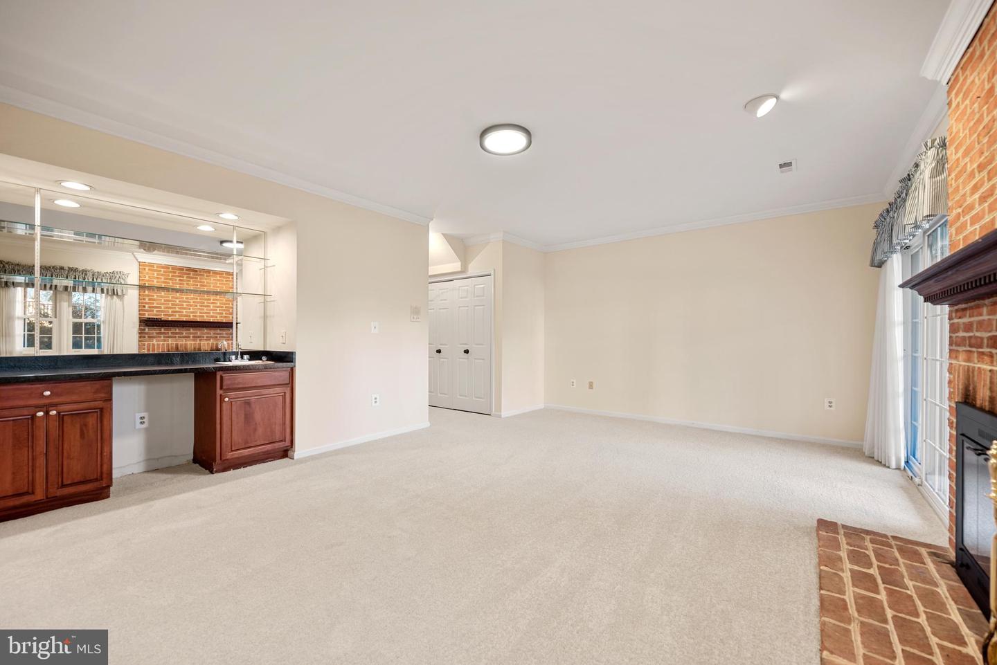 6489 SHARON KAY CT, ALEXANDRIA, Virginia 22310, 4 Bedrooms Bedrooms, ,3 BathroomsBathrooms,Residential,For sale,6489 SHARON KAY CT,VAFX2286156 MLS # VAFX2286156 6489 SHARON KAY CT, ALEXANDRIA, Virginia 22310, 4 Bedrooms Bedrooms, ,3 BathroomsBathrooms,Residential,For sale,6489 SHARON KAY CT,VAFX2286156 MLS # VAFX2286156