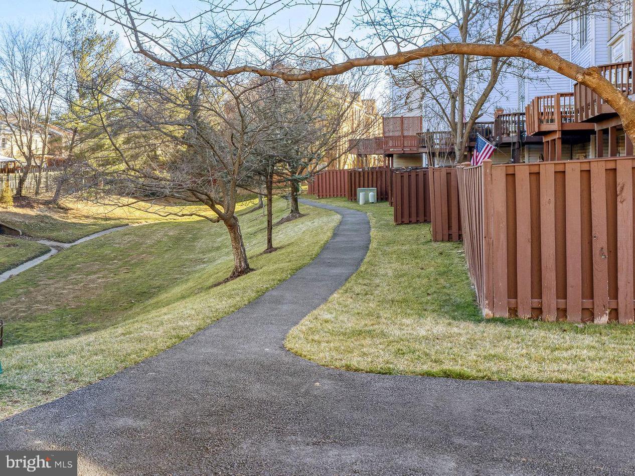 6489 SHARON KAY CT, ALEXANDRIA, Virginia 22310, 4 Bedrooms Bedrooms, ,3 BathroomsBathrooms,Residential,For sale,6489 SHARON KAY CT,VAFX2286156 MLS # VAFX2286156 6489 SHARON KAY CT, ALEXANDRIA, Virginia 22310, 4 Bedrooms Bedrooms, ,3 BathroomsBathrooms,Residential,For sale,6489 SHARON KAY CT,VAFX2286156 MLS # VAFX2286156