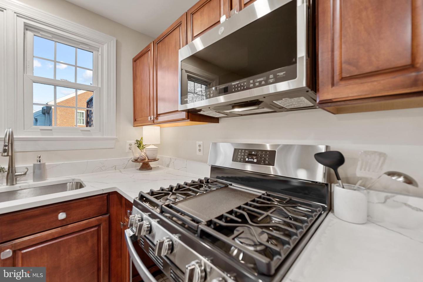 6489 SHARON KAY CT, ALEXANDRIA, Virginia 22310, 4 Bedrooms Bedrooms, ,3 BathroomsBathrooms,Residential,For sale,6489 SHARON KAY CT,VAFX2286156 MLS # VAFX2286156 6489 SHARON KAY CT, ALEXANDRIA, Virginia 22310, 4 Bedrooms Bedrooms, ,3 BathroomsBathrooms,Residential,For sale,6489 SHARON KAY CT,VAFX2286156 MLS # VAFX2286156