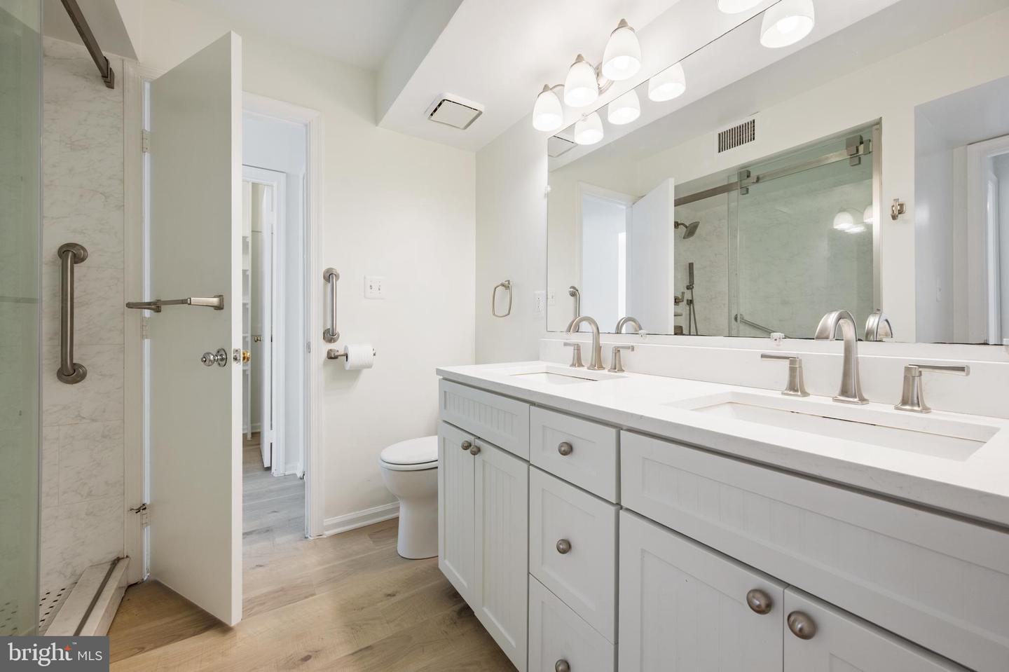 2600-A S ARLINGTON MILL DR #1, ARLINGTON, Virginia 22206, 2 Bedrooms Bedrooms, ,1 BathroomBathrooms,Residential,For sale,2600-A S ARLINGTON MILL DR #1,VAAR2067838 MLS # VAAR2067838