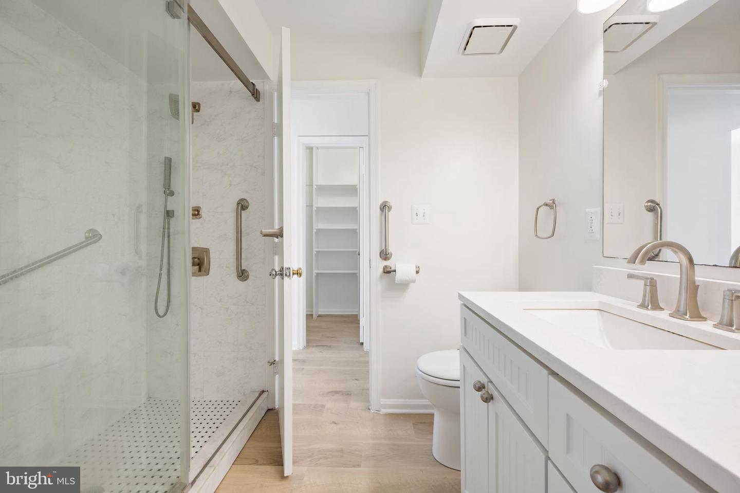 2600-A S ARLINGTON MILL DR #1, ARLINGTON, Virginia 22206, 2 Bedrooms Bedrooms, ,1 BathroomBathrooms,Residential,For sale,2600-A S ARLINGTON MILL DR #1,VAAR2067838 MLS # VAAR2067838