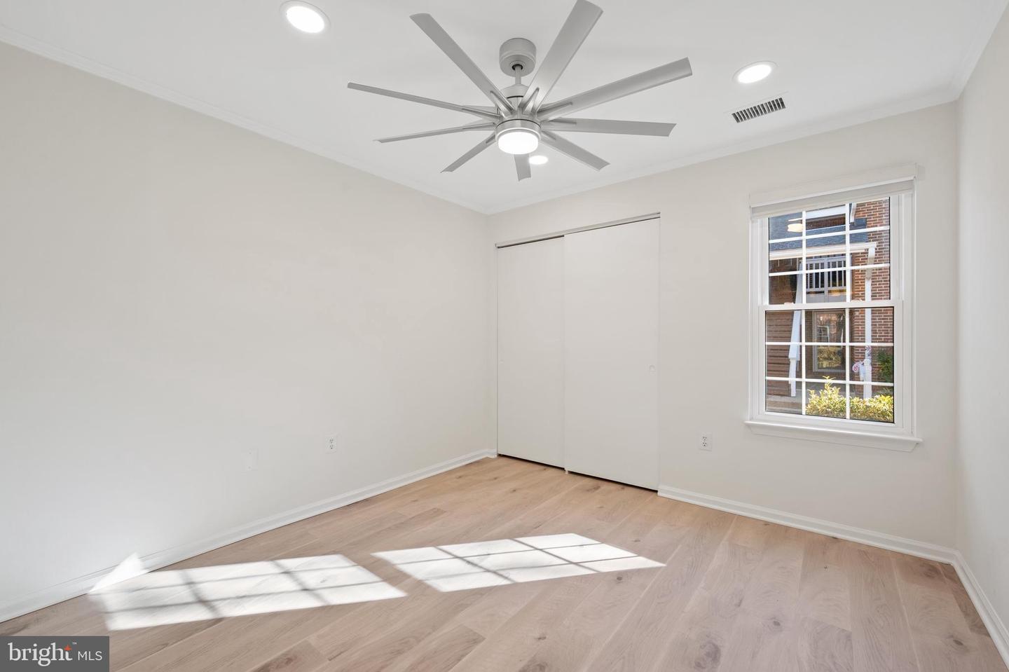 2600-A S ARLINGTON MILL DR #1, ARLINGTON, Virginia 22206, 2 Bedrooms Bedrooms, ,1 BathroomBathrooms,Residential,For sale,2600-A S ARLINGTON MILL DR #1,VAAR2067838 MLS # VAAR2067838