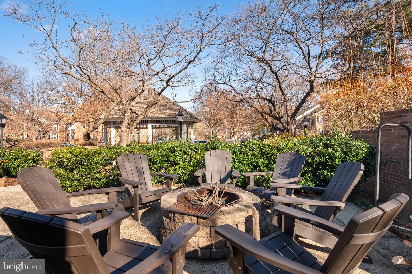 2600-A S ARLINGTON MILL DR #1, ARLINGTON, Virginia 22206, 2 Bedrooms Bedrooms, ,1 BathroomBathrooms,Residential,For sale,2600-A S ARLINGTON MILL DR #1,VAAR2067838 MLS # VAAR2067838