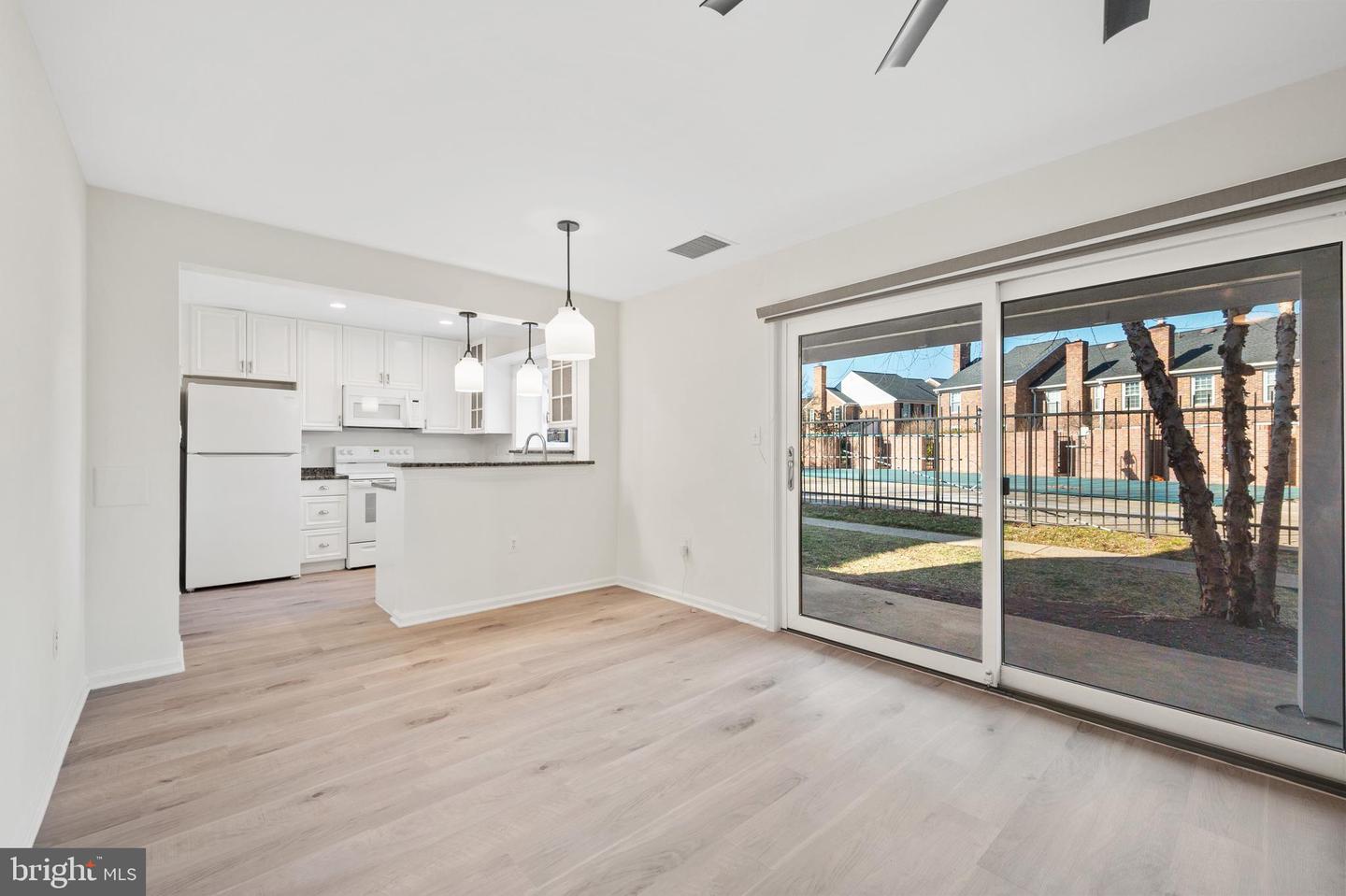 2600-A S ARLINGTON MILL DR #1, ARLINGTON, Virginia 22206, 2 Bedrooms Bedrooms, ,1 BathroomBathrooms,Residential,For sale,2600-A S ARLINGTON MILL DR #1,VAAR2067838 MLS # VAAR2067838