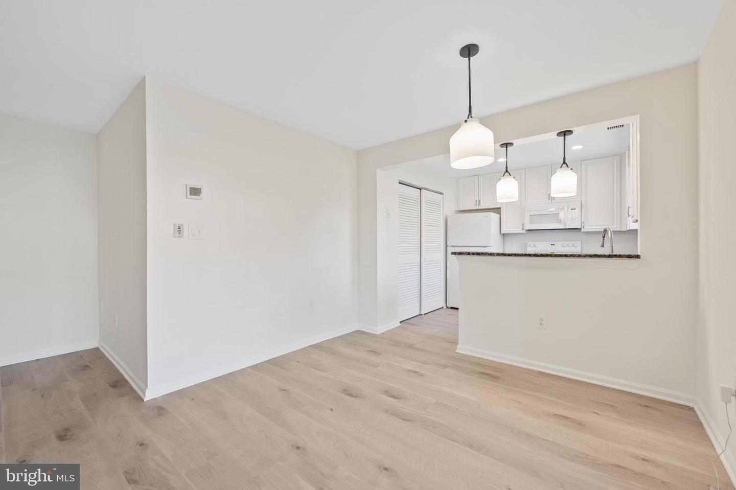 2600-A S ARLINGTON MILL DR #1, ARLINGTON, Virginia 22206, 2 Bedrooms Bedrooms, ,1 BathroomBathrooms,Residential,For sale,2600-A S ARLINGTON MILL DR #1,VAAR2067838 MLS # VAAR2067838