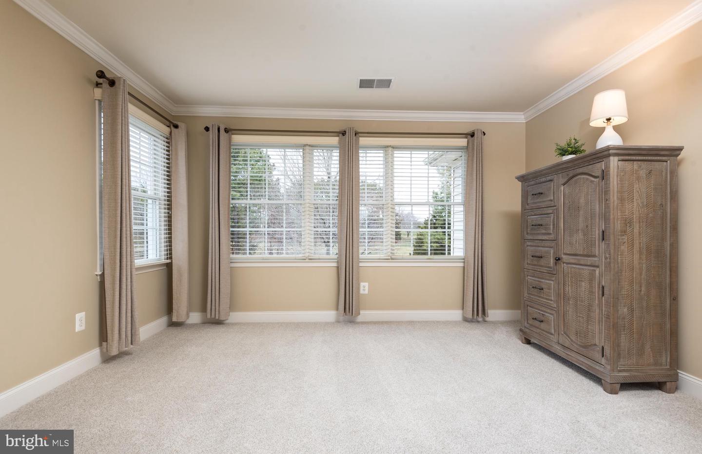 15412 ARNOLD PALMER DR, HAYMARKET, Virginia 20169, 4 Bedrooms Bedrooms, ,4 BathroomsBathrooms,Residential,For sale,15412 ARNOLD PALMER DR,VAPW2110706 MLS # VAPW2110706