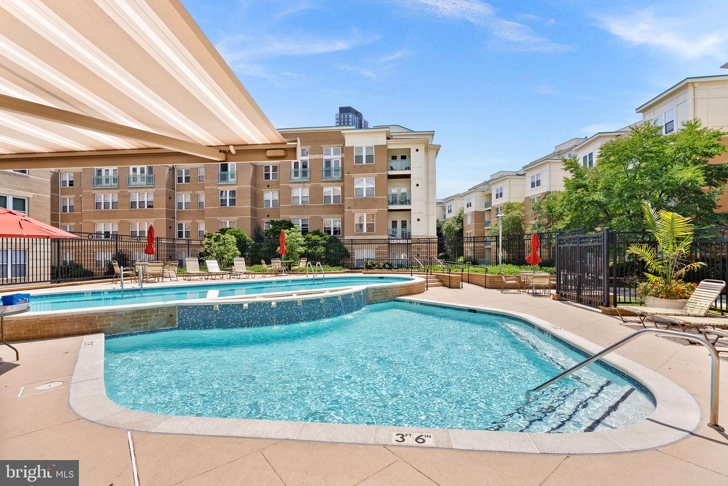 12000 MARKET ST #457, RESTON, Virginia 20190, 2 Bedrooms Bedrooms, ,2 BathroomsBathrooms,Residential,For sale,12000 MARKET ST #457,VAFX2286218 MLS # VAFX2286218